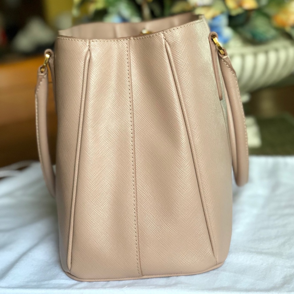 Prada Saffiano Lux Tote - Picture 5 of 7